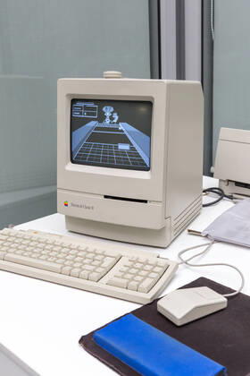 MOSCOW, RUSSIA - JUNE 11, 2018: Old original Apple Mac computer in museum in Moscow Russia MOSCOW, RUSSIA - JUNE 11, 2018: Old original Apple Mac computer in Apple museum in Moscow Russia Copyright: xx 39087970