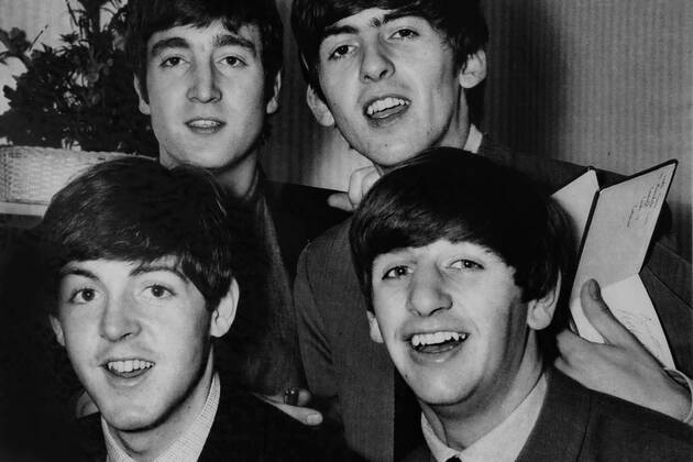 Fans of The Beatles scream during a concert in the early Sixties. Unknown, Unknown, UK, Ref:VM SHO Beatles smiling 4.jpg, The Beatles, fans, concert, screaming Copyright: xVarleyxMediax