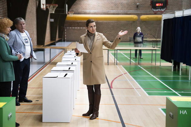 Prime Minister Mette Frederiksen S votes in Hareskov Tuesday 16 November 2021 On 16 November there are local elections and regional council elections in Denmark, Copenhagen Denmark Copyright: MartinxSylvestx cop114 spdk20211116-110550-L