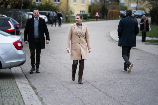 Prime Minister Mette Frederiksen S votes in Hareskov Tuesday 16 November 2021 On 16 November there are local elections and regional council elections in Denmark, Copenhagen Denmark Copyright: MartinxSylvestx cop114 spdk20211116-110811-L