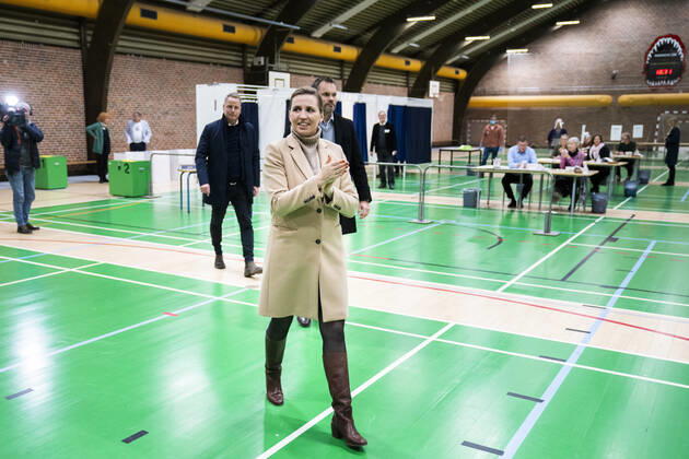 Prime Minister Mette Frederiksen S votes in Hareskov Tuesday 16 November 2021 On 16 November there are local elections and regional council elections in Denmark, Copenhagen Denmark Copyright: MartinxSylvestx cop114 spdk20211116-111004-L