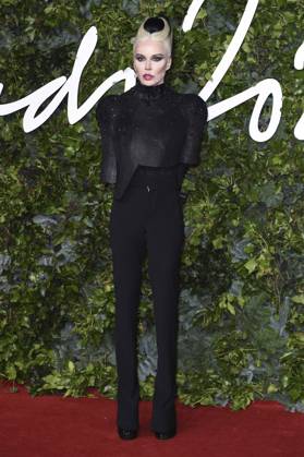 Daphne Guinness at the 2021 Fashion Awards at the Royal Albert Hall London, 29 11 2021. Foto:xS.xVasx xFuturexImage