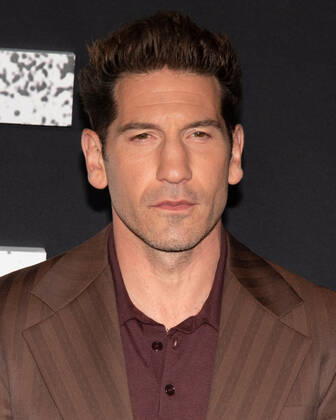 30 November 2021 - Los Angeles, California - Jon Bernthal. The Los Angeles premiere of Netflix s The Unforgivable Hollywood USA - ZUMAa123 20211130_zaa_a123_039 Copyright: xBillyxBennightx