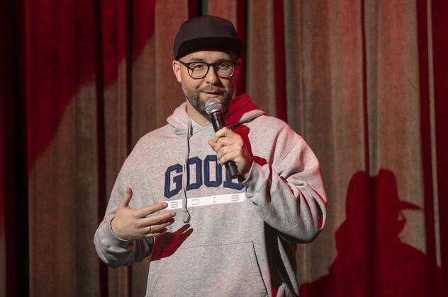 Mark Forster at the recording of the TV show MDR Sputnik presents Friends of Mark Forster at the Carl Maria von Weber Theater Bernburg, 07 12 2021 Foto:xM.xKremerx xFuturexImage