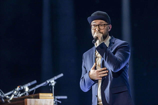 Mark Forster at the recording of the TV show MDR Sputnik presents Friends of Mark Forster at the Carl Maria von Weber Theater Bernburg, 07 12 2021 Foto:xM.xKremerx xFuturexImage