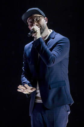 Mark Forster at the recording of the TV show MDR Sputnik presents Friends of Mark Forster at the Carl Maria von Weber Theater Bernburg, 07 12 2021 Foto:xM.xKremerx xFuturexImage
