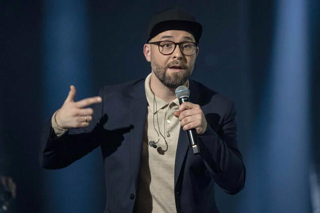 Mark Forster at the recording of the TV show MDR Sputnik presents Friends of Mark Forster at the Carl Maria von Weber Theater Bernburg, 07 12 2021 Foto:xM.xKremerx xFuturexImage