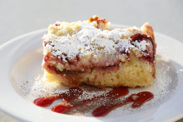 Sellin, 09 10 2021 A piece of plum cake