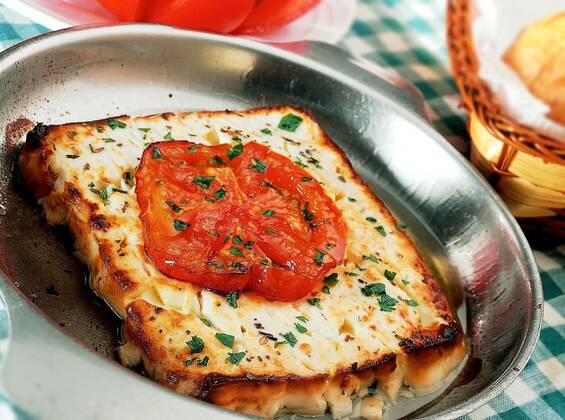  Saganaki - Feta cheese (fried), 28.10.2020, Copyright: xDiValx Panthermedia10556151