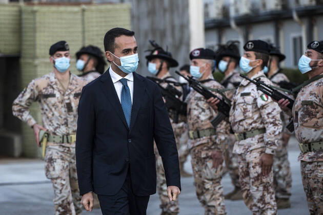 December 23, 2021, Roma, Italia: Italian Foreign Minister Luigi Di Maio meets the continent of the Italian soldiers of the Camp Singara bases military base during the mission to Erbil, Iraq, 23 December 2021. ANSA ANGELO CARCONI Roma Italia - ZUMAa110 20211223_zaf_a110_025 Copyright: xAngeloxCarconix