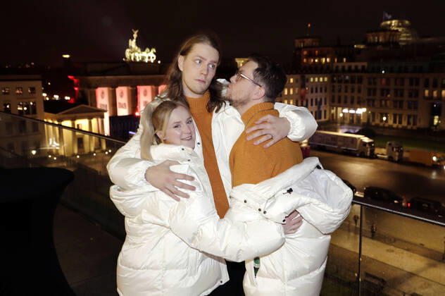 Dadi Freyr in the New Years Eve show Celebrate at the Gate Welcome 2022 at the Brandenburg Gate Berlin, 31 12 2021 Foto:xS.xGabschx xFuturexImage