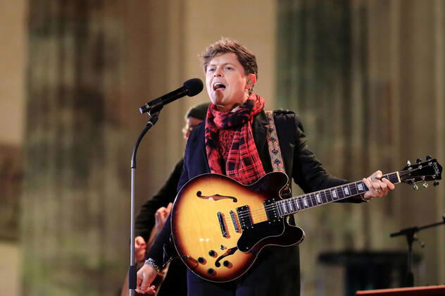 Michael Patrick Kelly in the New Years Eve show Celebrate at the Gate Welcome 2022 at the Brandenburg Gate Berlin, 31 12 2021 Foto:xS.xGabschx xFuturexImage