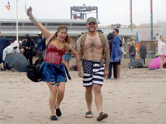 January 1, 2022, New York, New York, USA: January 1, 2022 New York , Coney Island Polar Bear Plunge. This year the Polar Bear Plunge returned after last year s Covid outbreak. Revelers enjoy the water. New York USA - ZUMAct2_ 20220101_zaf_ct2_050 Copyright: xBrucexCotlerx