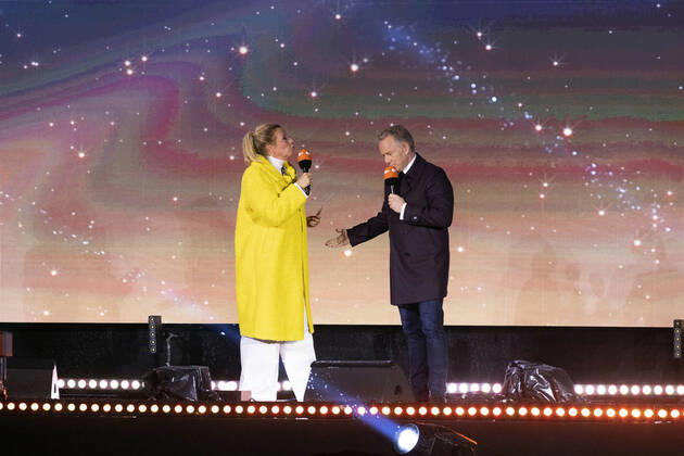 Andrea Kiewel and Johannes B Kerner in the New Years Eve show Celebrate at the Gate Welcome 2022 at the Brandenburg Gate Berlin, 31 12 2021 Foto:xJ.xMWx xFuturexImage