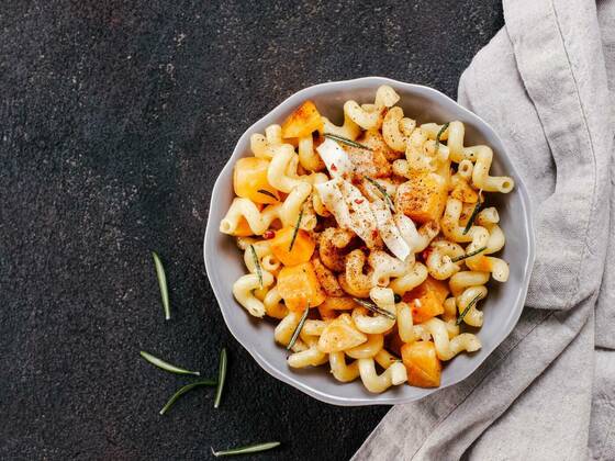  Fusilli pasta with pumpkin, rosemary and brie, 25.09.2021, Copyright: xFascinadorax Panthermedia23855132