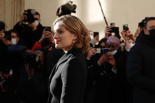 Nadia Tereszkiewicz NEWS : Defile Dior Haute Couture Spring Summer 2022 - 24 01 2022 AurelienMorissard Panoramic 