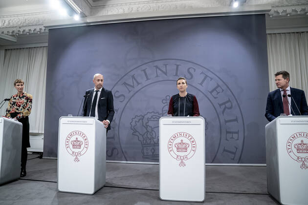 Prime Minister Mette Frederiksen S, Minister of Health Magnus Heunicke S, academic director of the Statens Serum Institut Tyra Grove Krause and director of the National Board of Health Soeren Brostroem during a press conference on the corona situation in the Mirror Room in the Prime Ministers Office, Wednesday 26 January 2022, Copenhagen Denmark  Copyright: RitzauxScanpix MadsxClausxRasmussenx cop104 spdk20220126-211919-L