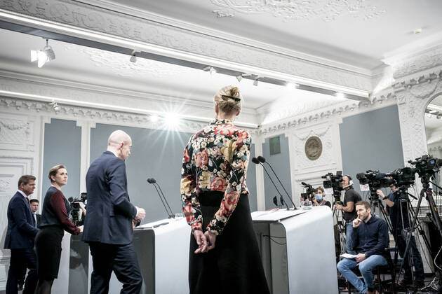 Prime Minister Mette Frederiksen S, Minister of Health Magnus Heunicke S, academic director of the Statens Serum Institut Tyra Grove Krause and director of the National Board of Health Soeren Brostroem during a press conference on the corona situation in the Mirror Room in the Prime Ministers Office, Wednesday 26 January 2022, Copenhagen Denmark  Copyright: RitzauxScanpix MadsxClausxRasmussenx cop104 spdk20220126-212923-L