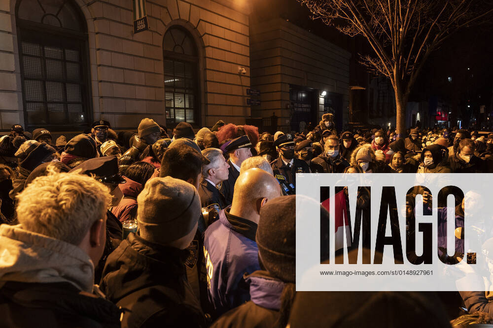 NY Vigil for the slain police officer Wilbert Mora Vigil attended by