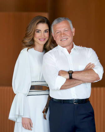 Bilder des Jahres 2022, Entertainment 01 Januar Entertainment Themen der Woche KW04 Entertainment Bilder des Tages Jordanisches Königshaus veröffentlicht Fotos 30-01-2022 Jordan Queen Rania has posted a photo with the text: My heart is home to a kingÖfor her husband king Abdullah.  Copyright: xPPEx