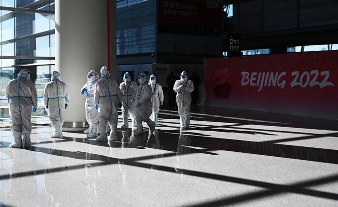 China Coronavirus Daily Life 6751655 01.02.2022 Employees wearing protective gears are seen at the Beijing Daxing International Airport ahead of the 2022 Beijing Winter Olympics, in China. Alexey Filippov Sputnik Beijing China  Copyright: xAlexeyxFilippovx