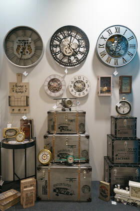 INTERGIFT 2022 - International Decoration Exhibition Decorative elements are shown at the INTERGIFT 2022 International Decoration Exhibition at Ifema in Madrid. February 4, 2022 in Madrid, Spain Madrid Spain  Copyright: xOscarxGonzalezx originalFilename: gonzalez-notitle220204_np7Eu