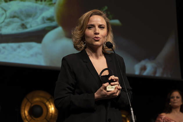 Josephine Park gets this years female supporting role for the Venus effect ROBERT the prizes will be with Camilla Bendix which has been awarded in the Tivoli Hotel Congress Center on Saturday 5 February 2022, Copenhagen Denmark  Copyright: ClausxBechx Cop102 spdk20220205-215431-L