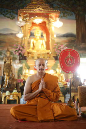February 10, 2022, Bangkok, Thailand: Famous Indian actor Gagan Malik was ordained today ordination as a Buddhist monk at Wat That Thong.in Bangkok. .Indian actor Gagan Malik, won the Best Actor Award in the World Buddhist Film Festival organised by the United Nations for his role as Lord Buddha in Sri Siddhartha Gauthama. Bangkok Thailand - ZUMAs197 20220210_zaa_s197_098 Copyright: xAdisornxChabsungnoenx
