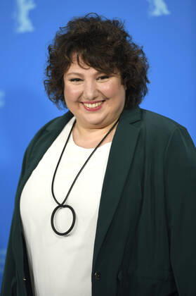 Meltem Kaptan at the photocall for the feature film Rabiye Kurnaz vs George W Bush at the Berlinale 2022 72 Berlin International Film Festival at the Hotel Grand Hyatt Berlin, 12 02 2022 Foto:xC.xNiehausx xFuturexImage