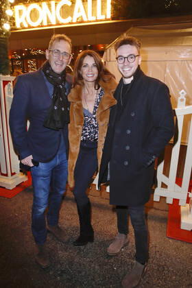 Gerit Kling with Husband Tungsten Becker and Son Leon 16 Original Roncalli Christmas Circus on 19 December 2019 at Tempodrom in Berlin Copyright: xVISTAPRESSx xG.xChlebarov