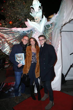 Gerit Kling with Husband Tungsten Becker and Son Leon 16 Original Roncalli Christmas Circus on 19 December 2019 at Tempodrom in Berlin Copyright: xVISTAPRESSx xLanaxYassi