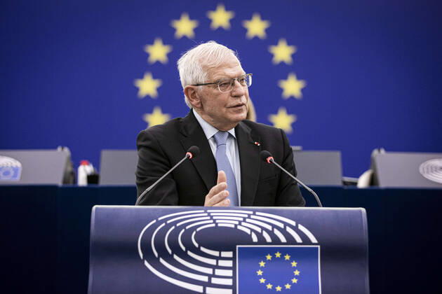 Ukraine Konflikt, Historie High Representative of the European Union for Foreign Affairs and Security Policy Josep Borrell speaks in a debate on European security and Russia?s military threat against Ukraine, during a plenary session at the European Parliament in Strasbourg, eastern France, on February 16, 2022. NEWS: Plenary session at the European Parliament in Strasbourg, eastern France, on February 16, 2022. ElyxandroCegarra Panoramic 