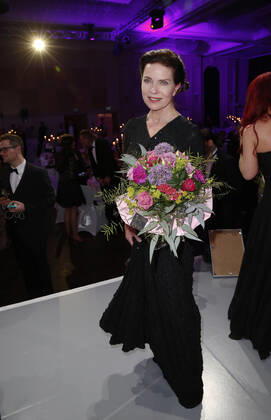 Gudrun Landgrebe 2 Gloria German Kosmetikpreis on 27 March 2015 at Hilton Hotel in Düsseldorf Copyright: x