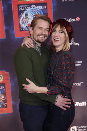 Isabell Horn with Friend Jens Ackermann Premiere from Game with the Time on 19 November 2017 at Friedrichstadt Palace in Berlin Copyright: x
