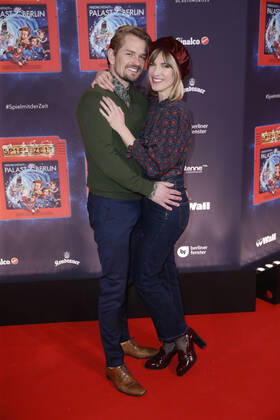 Isabell Horn with Friend Jens Ackermann Premiere from Game with the Time on 19 November 2017 at Friedrichstadt Palace in Berlin Copyright: x