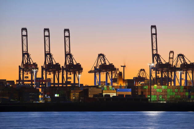 Loading cranes at the container terminal Burchardkai at sunset, Port of Hamburg, Germany, Hamburg Cranes at the container terminal Burchardkai at sunset, Port of Hamburg, Germany, Hamburg BLWS663145 Copyright: xblickwinkel S.xZiesex