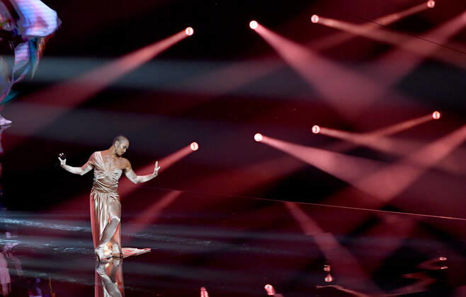 EUROVISION AUSTRALIA FINAL, Seann Miley Moore is seen performing the song My Body during the Eurovision Australia Decides 2022 final at the Gold Coast Convention and Exhibition Centre on the Gold Coast, Saturday, February 26, 2022. ( NO ARCHIVING, EDITORIAL USE ONLY, NO USE IN BOOKS WITHOUT CONSENT GOLD COAST QLD AUSTRALIA Copyright: xDARRENxENGLANDx 20220226001628328050