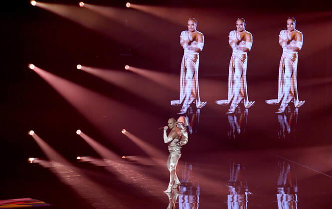 EUROVISION AUSTRALIA FINAL, Seann Miley Moore is seen performing the song My Body during the Eurovision Australia Decides 2022 final at the Gold Coast Convention and Exhibition Centre on the Gold Coast, Saturday, February 26, 2022. ( NO ARCHIVING, EDITORIAL USE ONLY, NO USE IN BOOKS WITHOUT CONSENT GOLD COAST QLD AUSTRALIA Copyright: xDARRENxENGLANDx 20220226001628330413