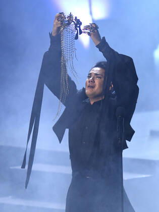 EUROVISION AUSTRALIA FINAL, Sheldon Riley is seen performing the song Not The Same during the Eurovision Australia Decides 2022 final at the Gold Coast Convention and Exhibition Centre on the Gold Coast, Saturday, February 26, 2022. Sheldon Riley has been named as the winner of Eurovision Australia Decides 2022. ( NO ARCHIVING, EDITORIAL USE ONLY, NO USE IN BOOKS WITHOUT CONSENT GOLD COAST QLD AUSTRALIA Copyright: xDARRENxENGLANDx 20220226001628349926