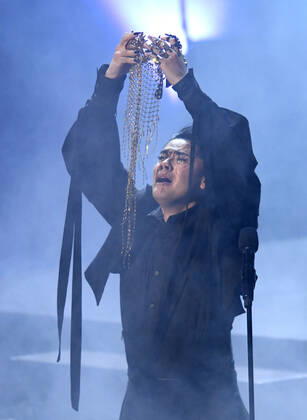 EUROVISION AUSTRALIA FINAL, Sheldon Riley is seen performing the song Not The Same during the Eurovision Australia Decides 2022 final at the Gold Coast Convention and Exhibition Centre on the Gold Coast, Saturday, February 26, 2022. Sheldon Riley has been named as the winner of Eurovision Australia Decides 2022. ( NO ARCHIVING, EDITORIAL USE ONLY, NO USE IN BOOKS WITHOUT CONSENT GOLD COAST QLD AUSTRALIA Copyright: xDARRENxENGLANDx 20220227001628357721
