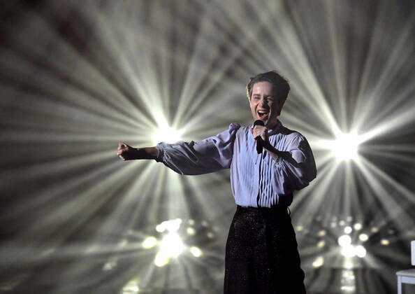 EUROVISION AUSTRALIA FINAL, Jude York is seen performing the song I Won t Need to Dream during the Eurovision Australia Decides 2022 final at the Gold Coast Convention and Exhibition Centre on the Gold Coast, Saturday, February 26, 2022. ( NO ARCHIVING, EDITORIAL USE ONLY, NO USE IN BOOKS WITHOUT CONSENT GOLD COAST QLD AUSTRALIA Copyright: xDARRENxENGLANDx 20220227001628437543