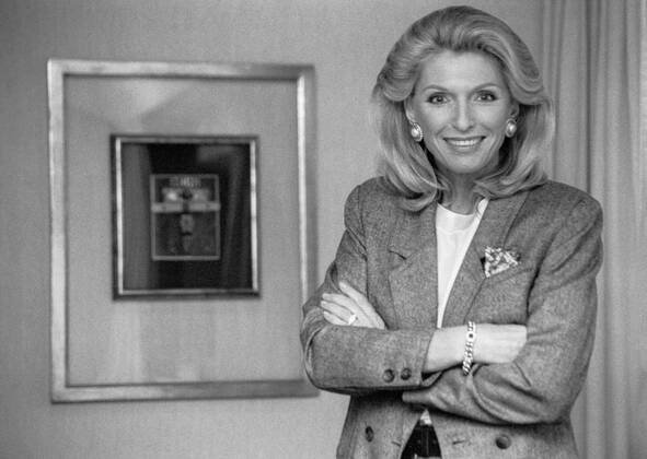 Black and white analog photo series Portrait Maria Elisabeth Schaeffler on 15 11 1995 estimated Maria Elisabeth Schaeffler born 17 August 1941 in Prague , Co-owner of Schaeffler AG, marriage 1963 with Georg Schaeffler born 4 January 1917, died 2 August 1996 , Mother of co-owner Georg Friedrich Wilhelm Schaeffler born 19 October 1964 in Erlangen Herzo