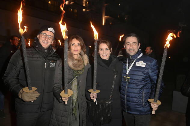 Gerit Kling with husband Wolfram Becker and Anja Kling with husband Oliver Haas at the Official Opening of the Baltic Lights 2022 with torch relay at the Alex Strandbar Heringsdorf, 04 03 2022 Foto:xF.xKernx xFuturexImage