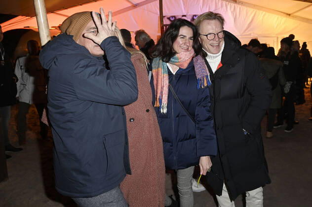 Jan Sosniok, Gesine Lippert, Nadine Möllers and Wolfgang Lippert at the Official Opening of the Baltic Lights 2022 with Torch Relay at the Alex Strandbar Heringsdorf, 04 03 2022 Foto:xF.xKernx xFuturexImage