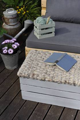 DIY stool for the terrace crochet for beginners Hamburg Hamburg Germany Copyright: xGiannaxSchadex