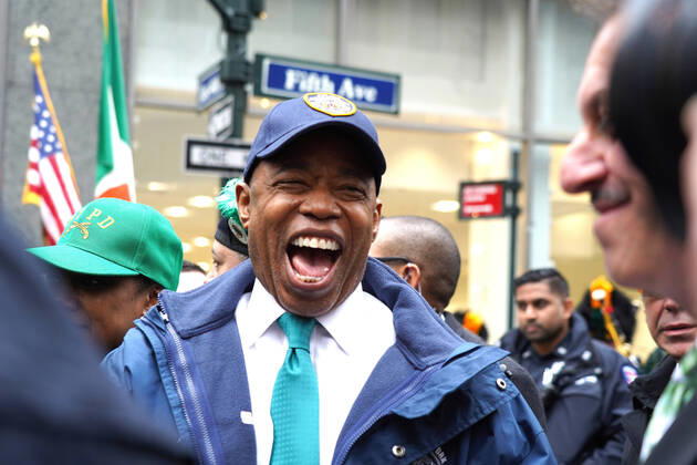 Bilder des Jahres 2022, News 03 März News Themen der Woche KW11 News Bilder des Tages March 17, 2022, New York, NY, USA: NYC Mayor ERIC ADAMS attends the 2022 St. Patrickâ€⠢s Day Parade,.Fifth Avenue, NYC.March 17, 2022. New York USA - ZUMAms4_ 20220317_zaf_ms4_001 Copyright: xSoniaxMoskowitzxGordonx