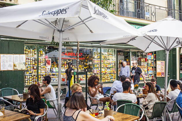 IMAGO Creative: Ende des Sommers Terrace of Cafeteria Viva Maria, Plaza Matute 5, in the Barrio de las Letras quarter. Madrid. Spain Madrid Madrid Spain Copyright: xLucasxVallecillosx LVM-Ma.Br.7360