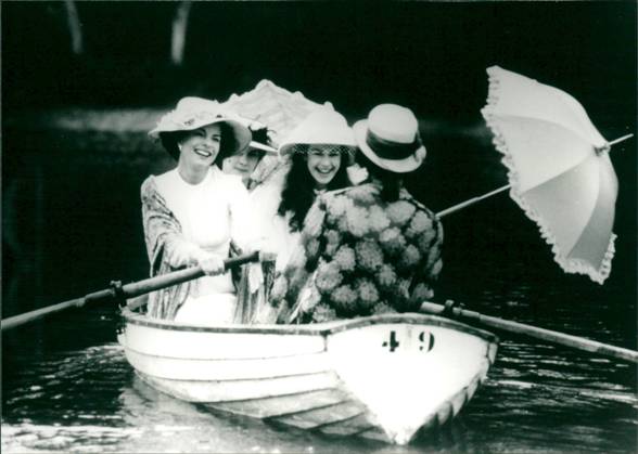 Beloved Milena ValÃ Rie KAPRISKY and Gudrun Landgrebe in the film biography Beloved Milena from VÃ Ra Belmont