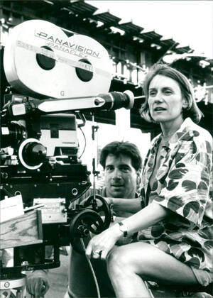 Press photo to Film Angie 1994 Director Martha Coolidge on Set from Angie