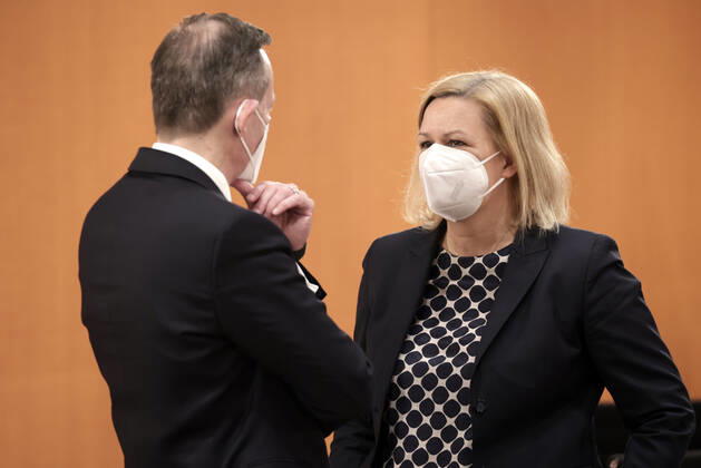 Volker Wissing, Federal Minister for Digital Affairs and Transport, FDP, Nancy Faeser, Federal Minister of the Interior and for Home Affairs, SPD, Cabinet meeting, DEU, Berlin, 30 03 2022